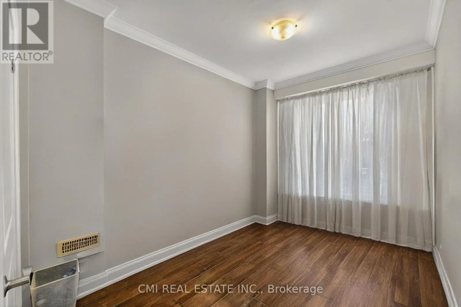 20 JEAVONS AVENUE