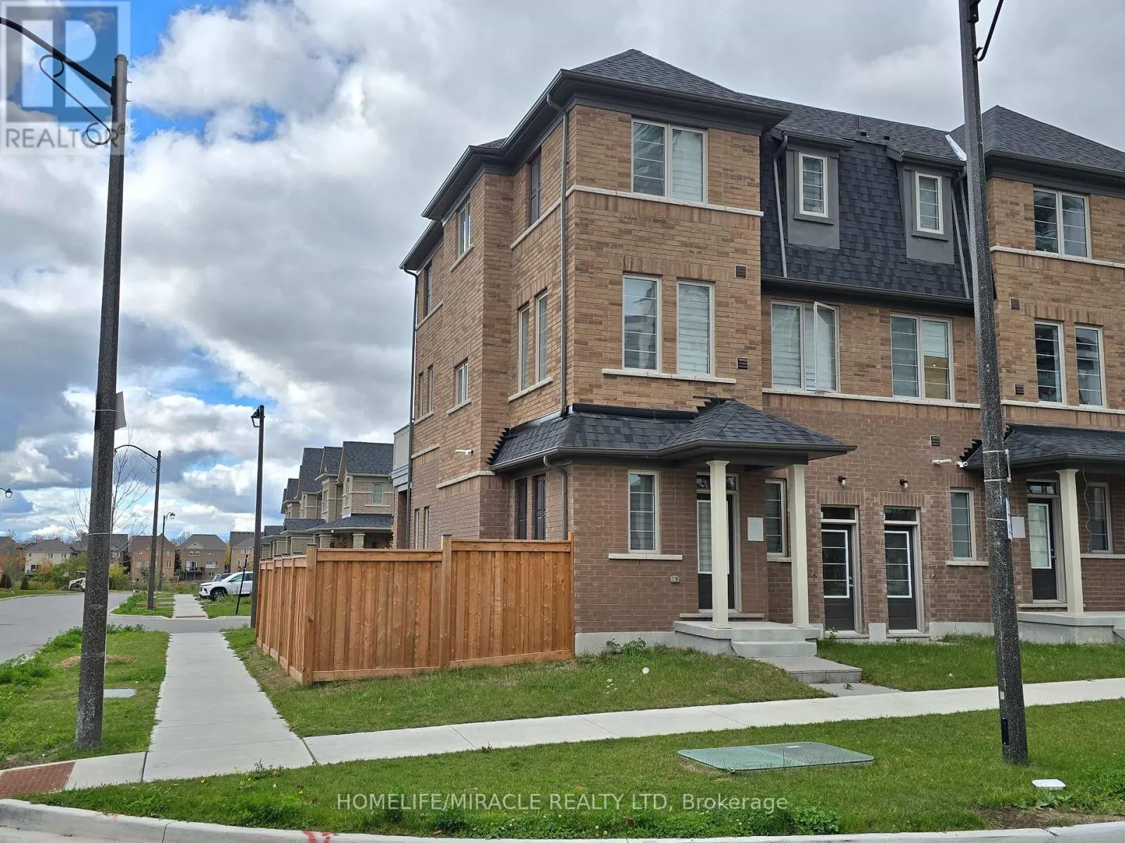 135 AIR DANCER CRESCENT