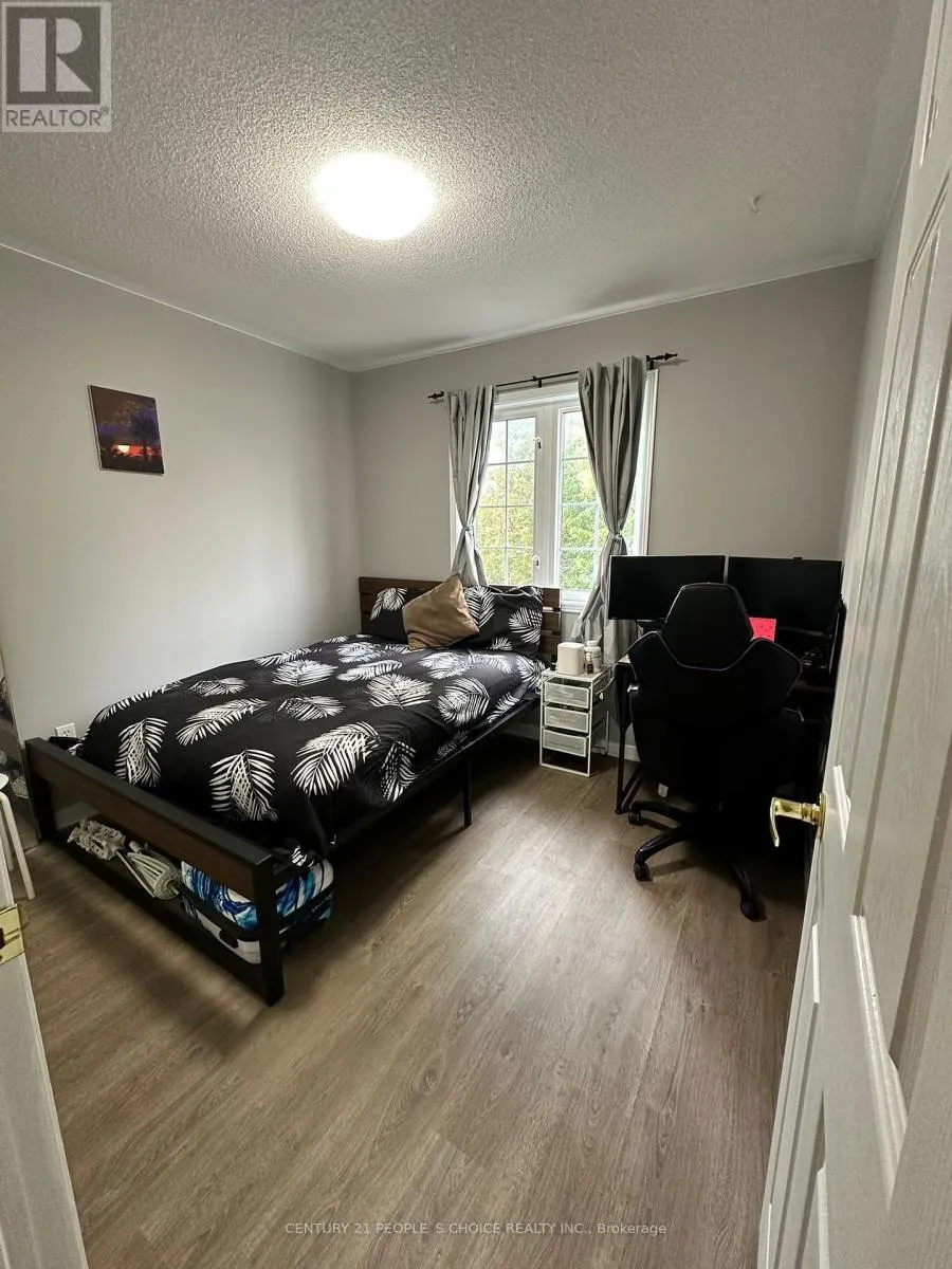 76 COTTINGHAM CRESCENT