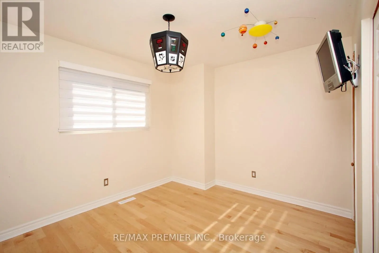 600 STONEBRIDGE LANE