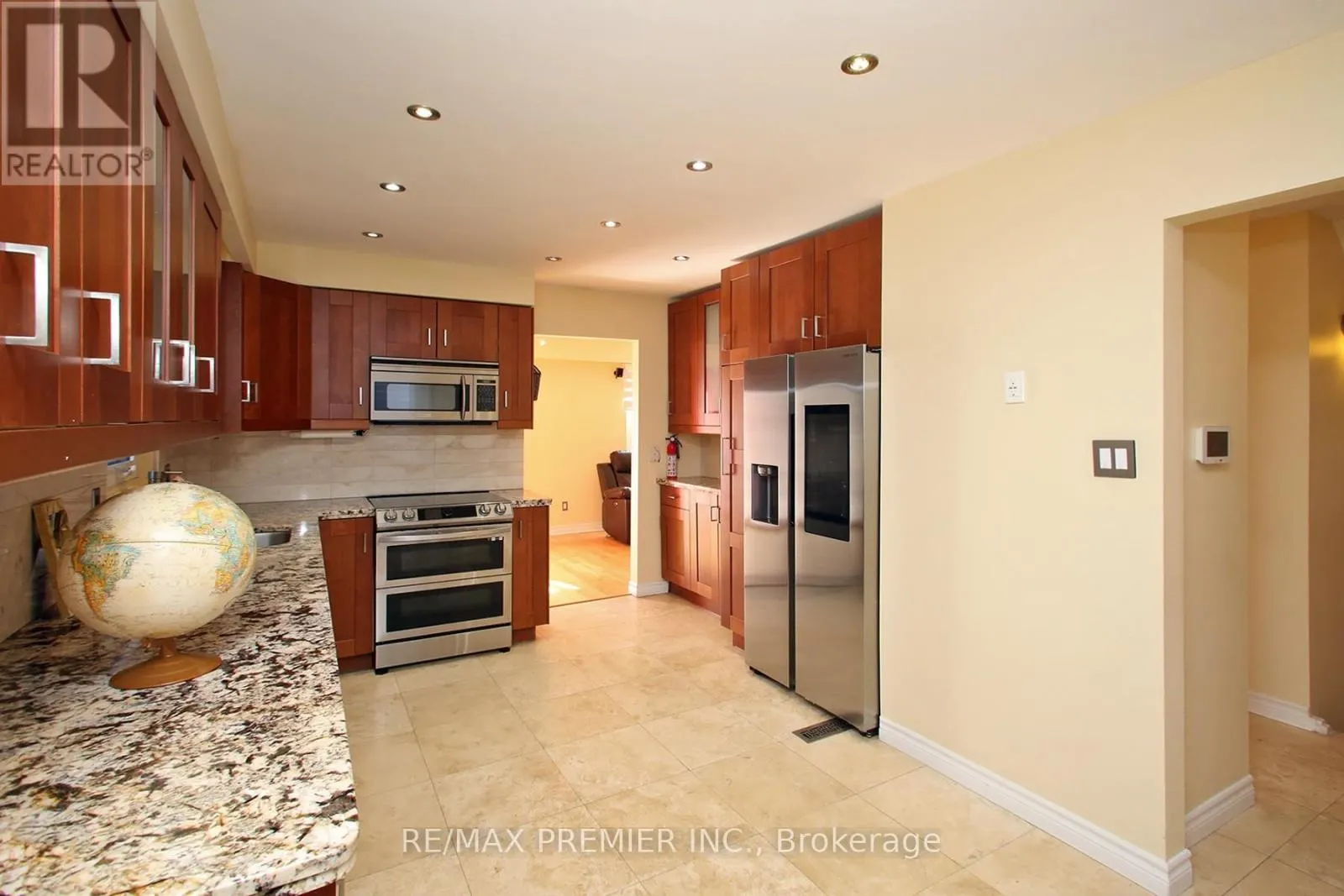 600 STONEBRIDGE LANE