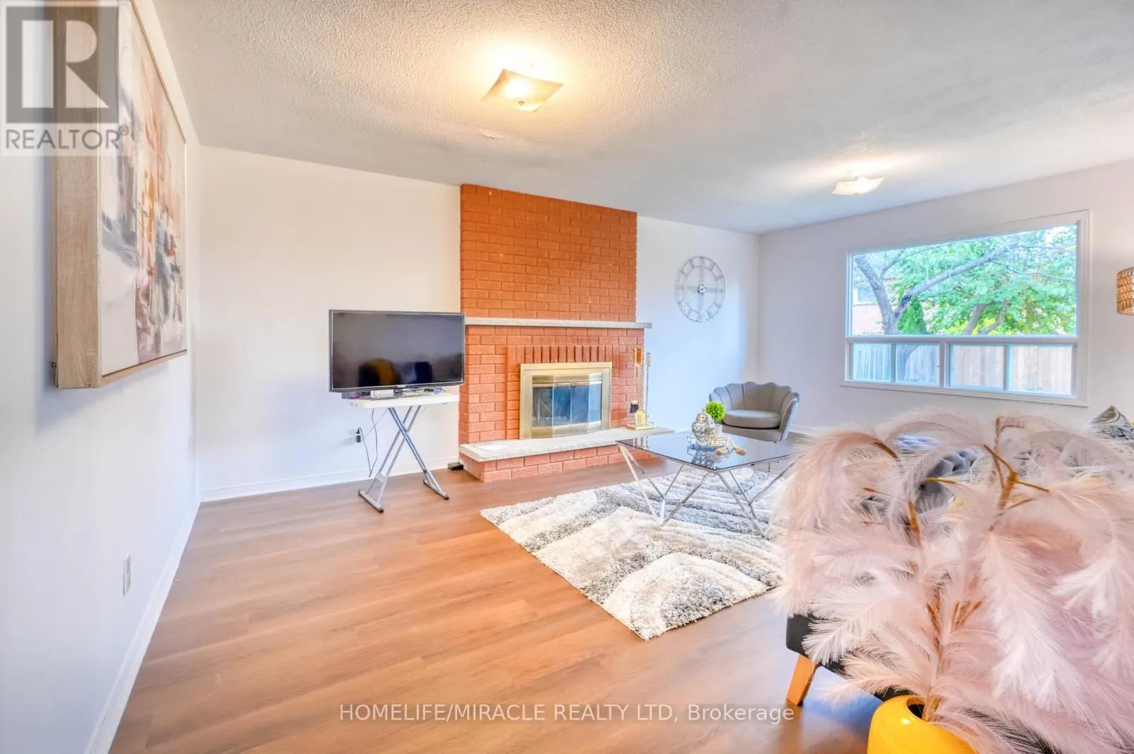 38 FALSTAFF CRESCENT