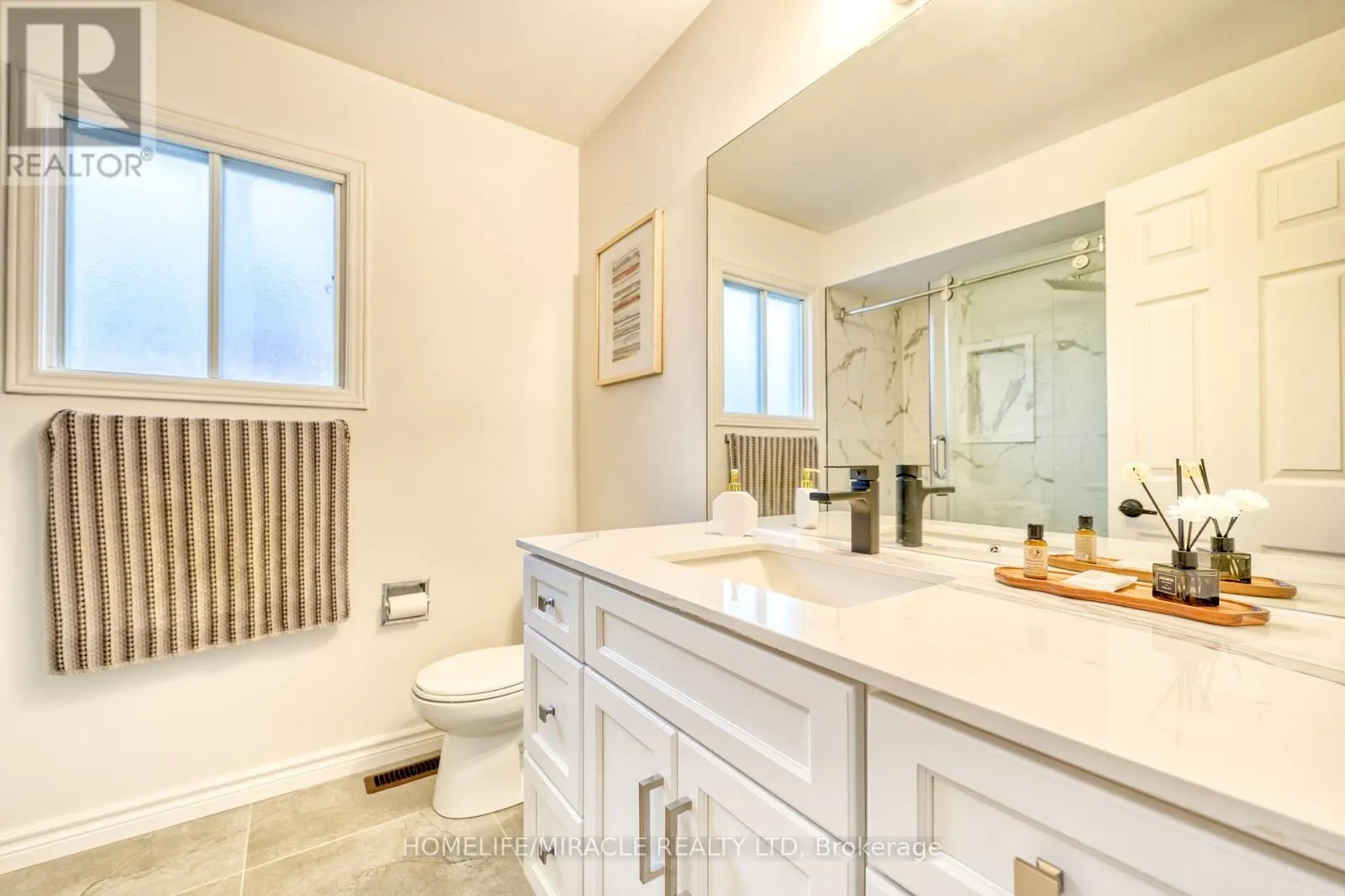 38 FALSTAFF CRESCENT