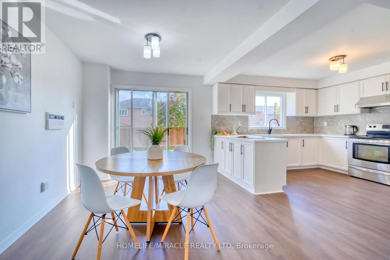 38 FALSTAFF CRESCENT