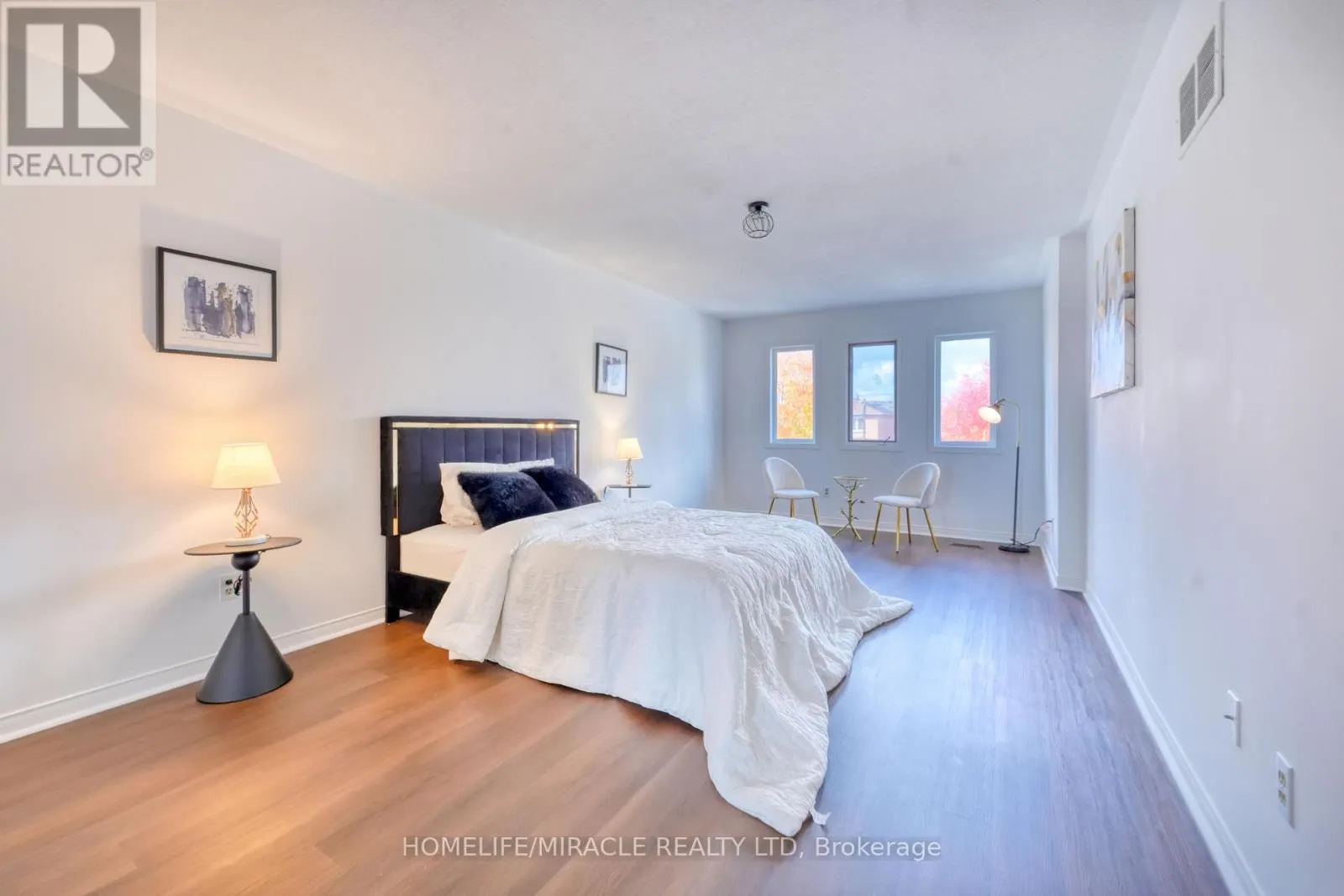 38 FALSTAFF CRESCENT