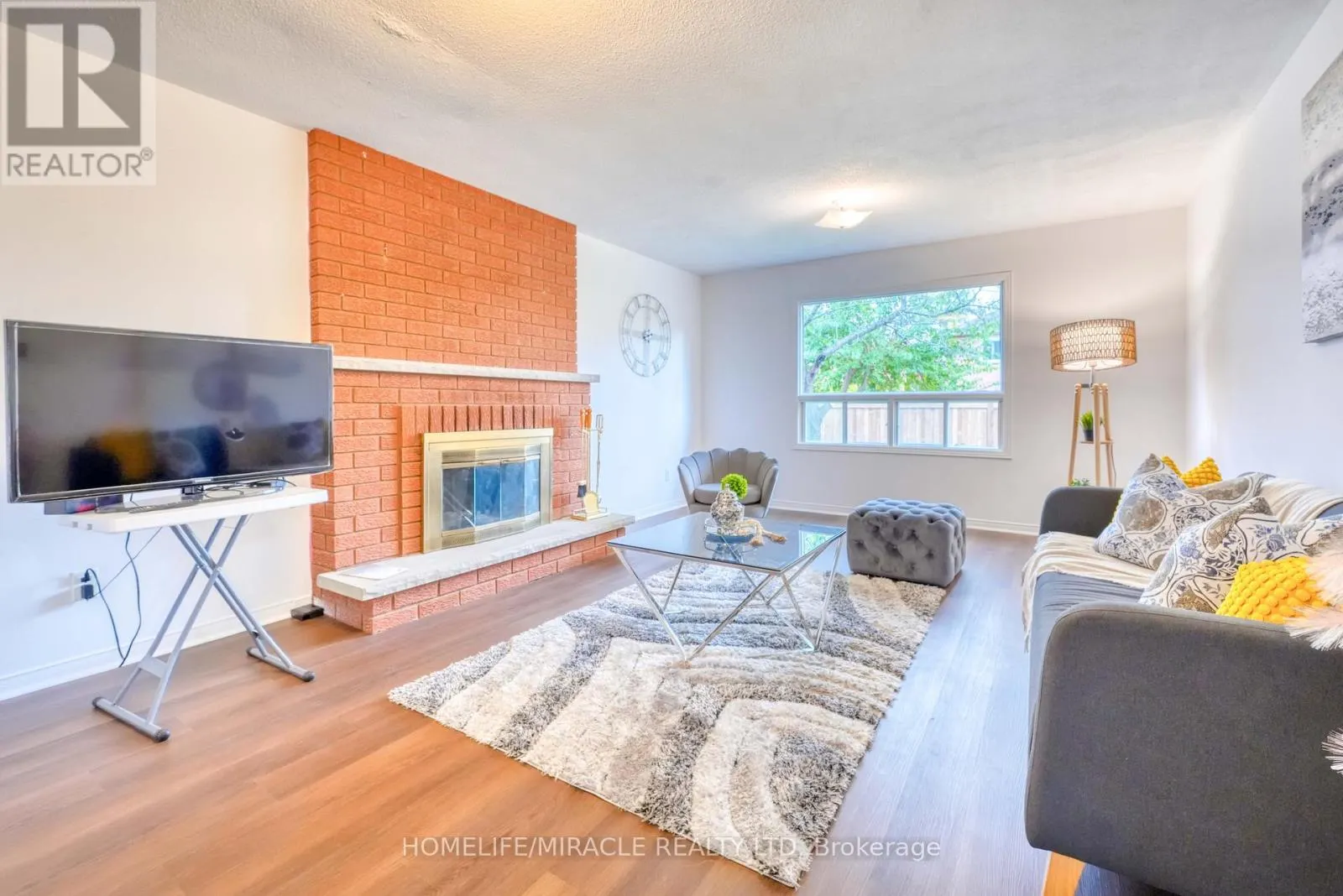 38 FALSTAFF CRESCENT