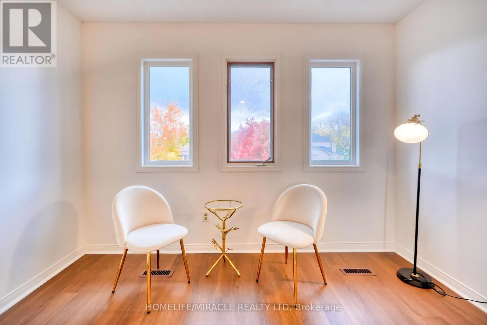 38 FALSTAFF CRESCENT