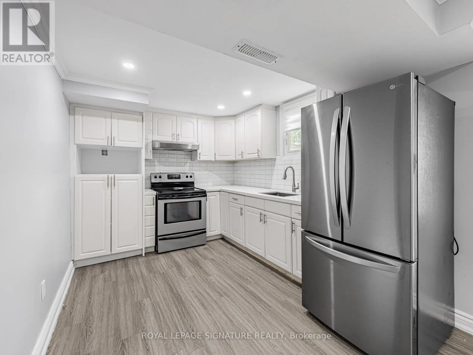 1551 DELLBROOK AVENUE