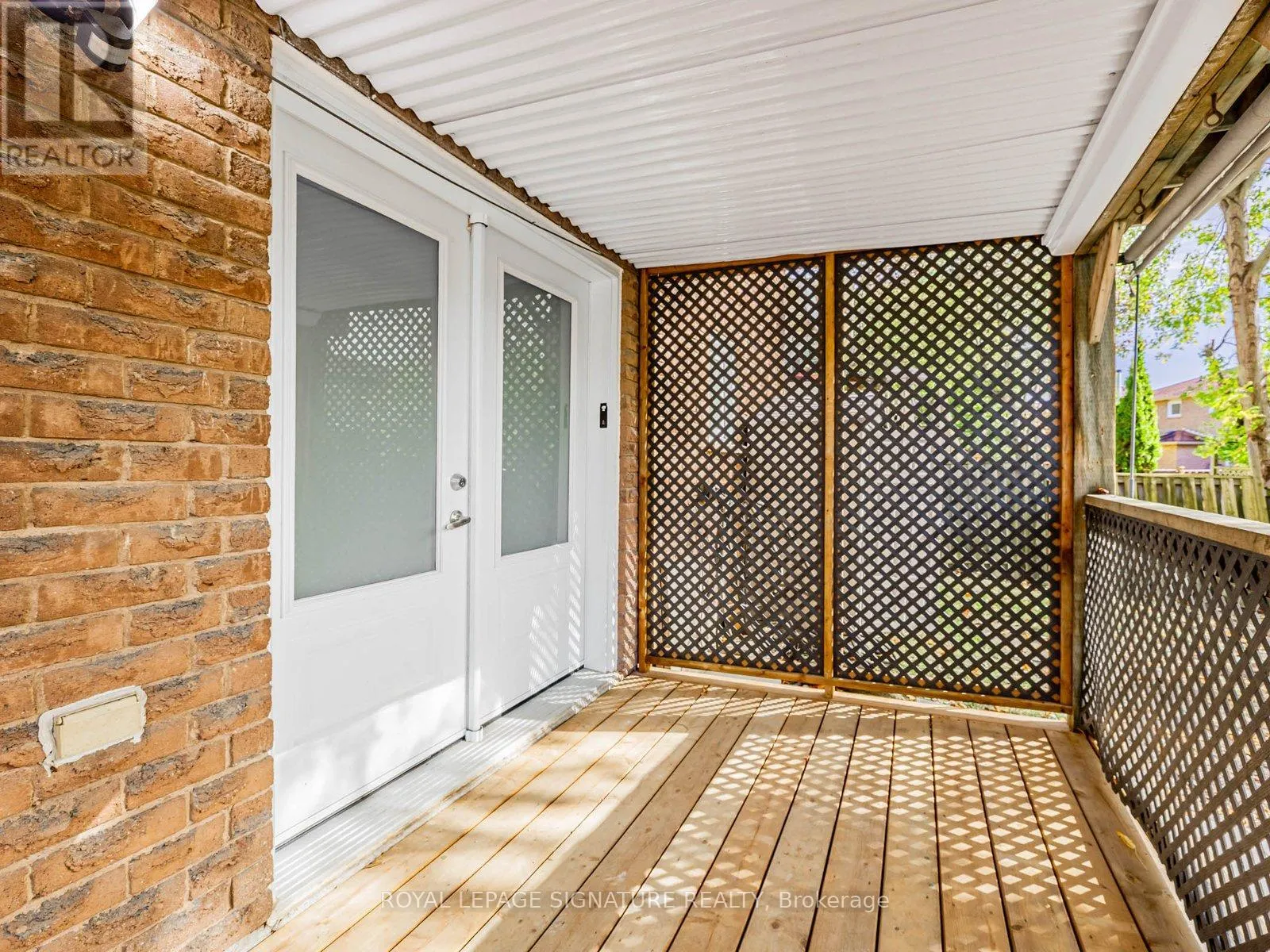 1551 DELLBROOK AVENUE