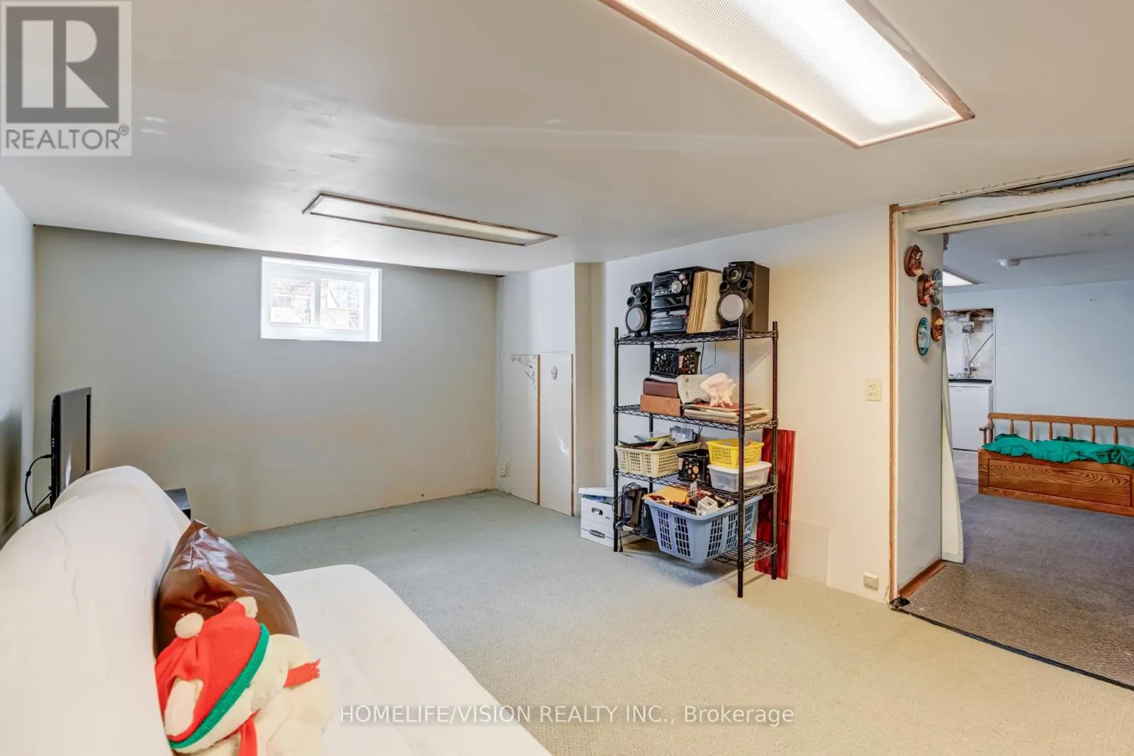 103 GLADSTONE AVENUE