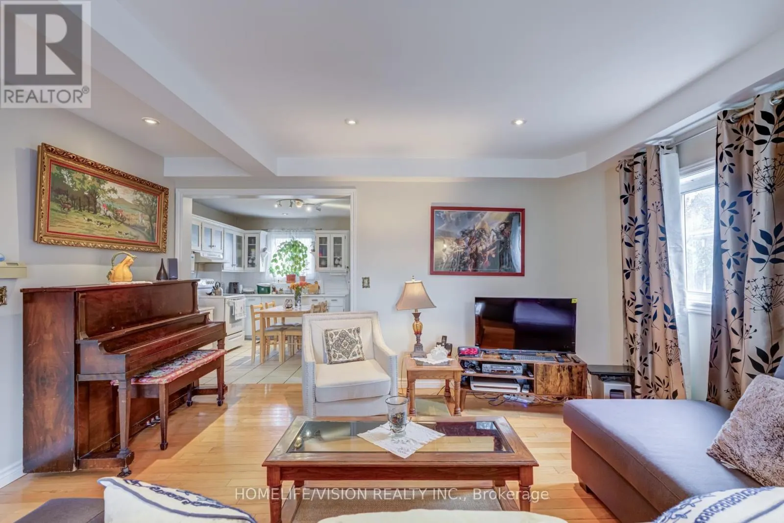 103 GLADSTONE AVENUE