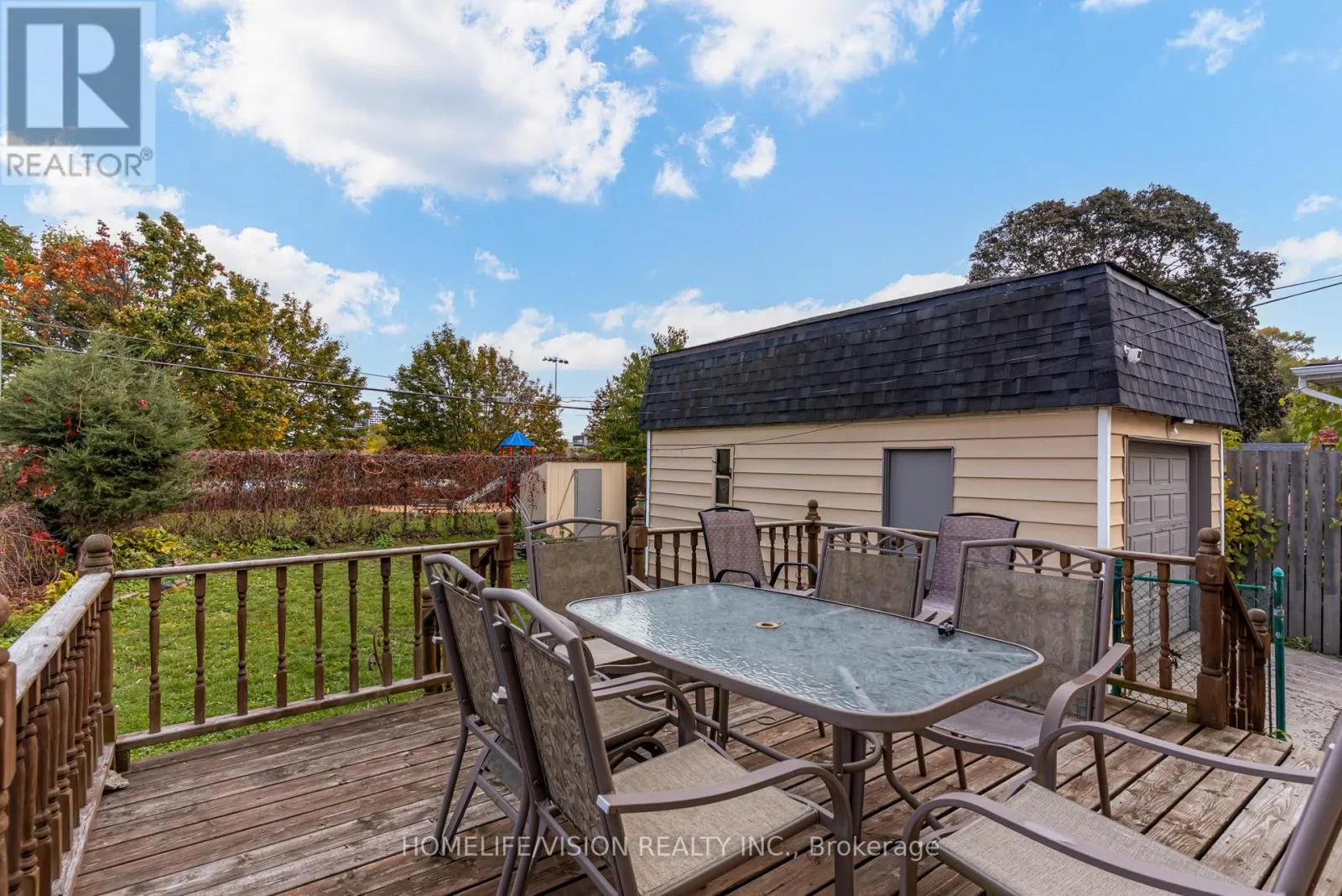 103 GLADSTONE AVENUE