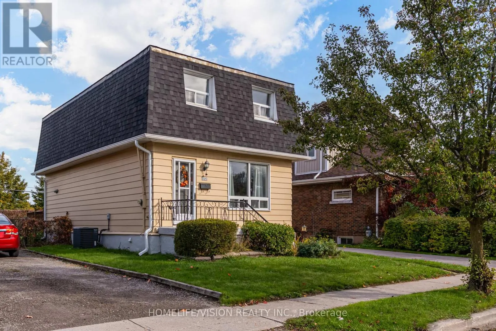 103 GLADSTONE AVENUE