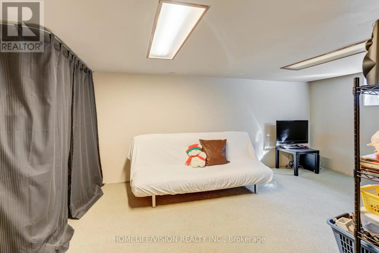 103 GLADSTONE AVENUE