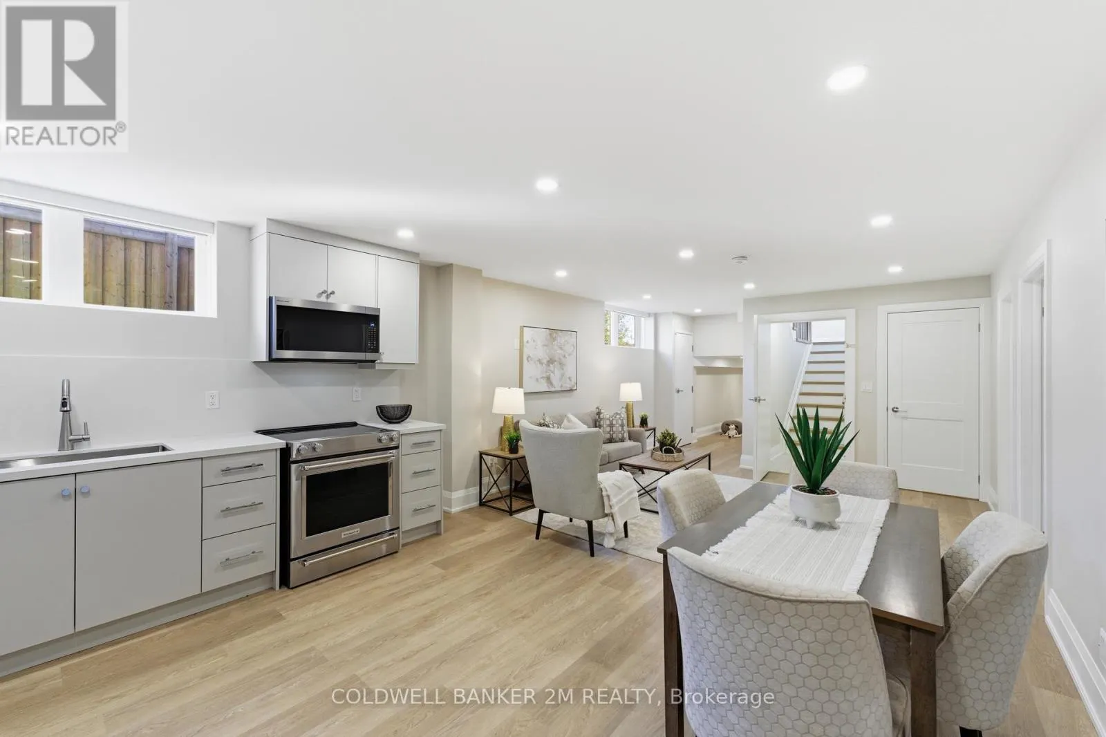 10 ST. AUGUSTINE DRIVE