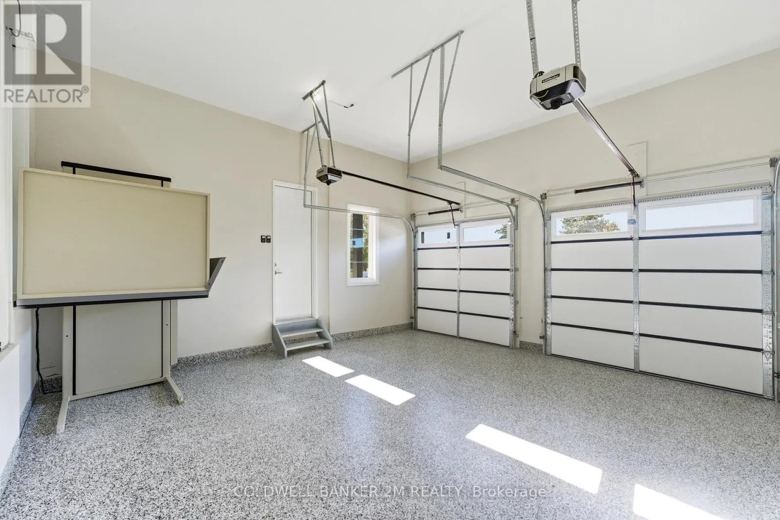 10 ST. AUGUSTINE DRIVE