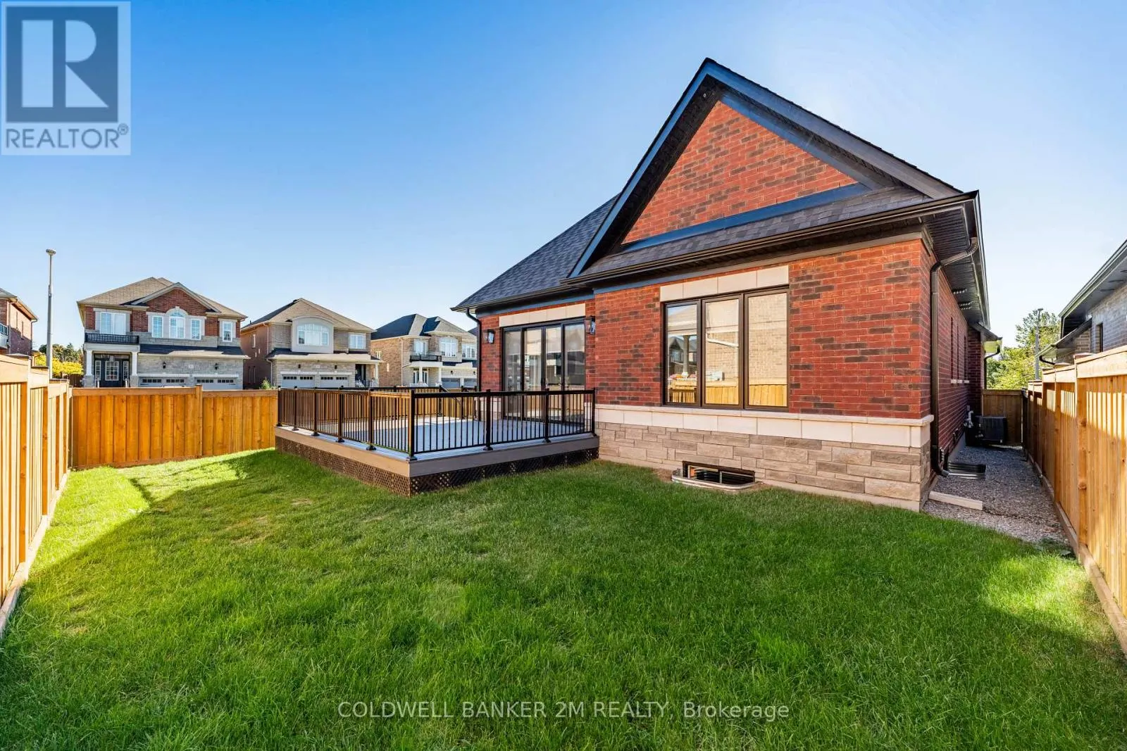 10 ST. AUGUSTINE DRIVE