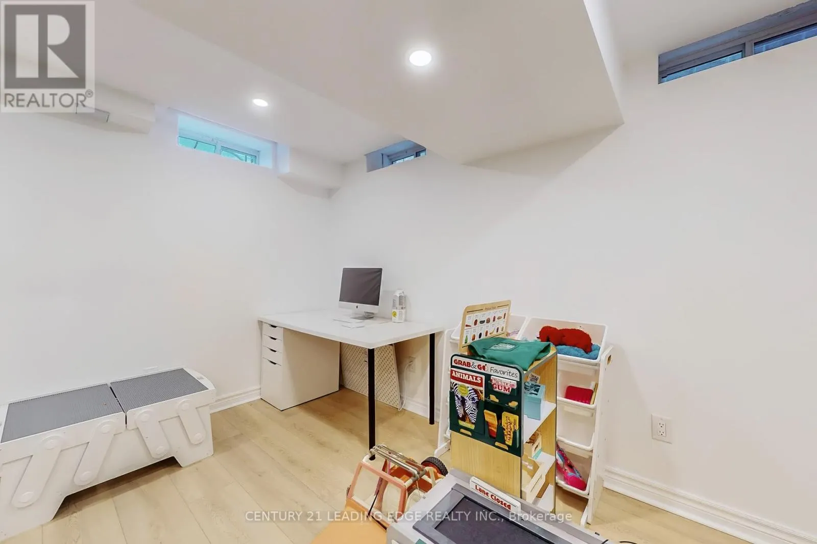 66 FRUITFUL CRESCENT