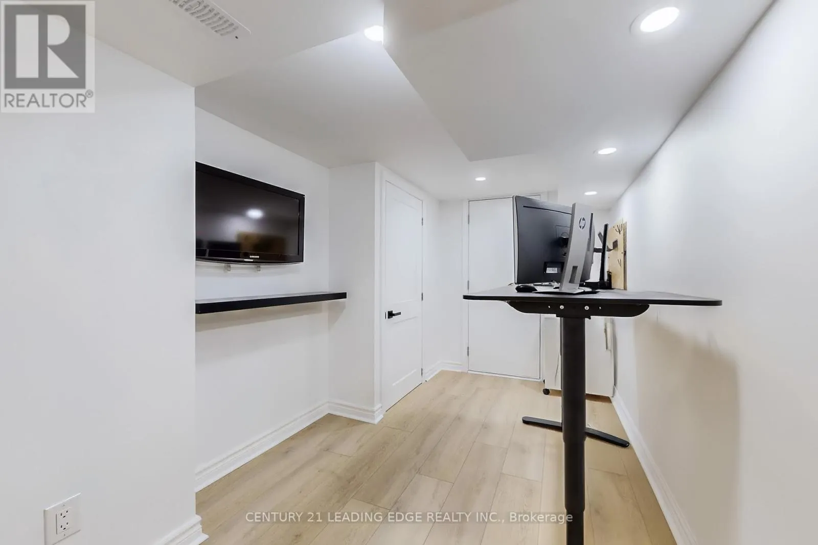 66 FRUITFUL CRESCENT