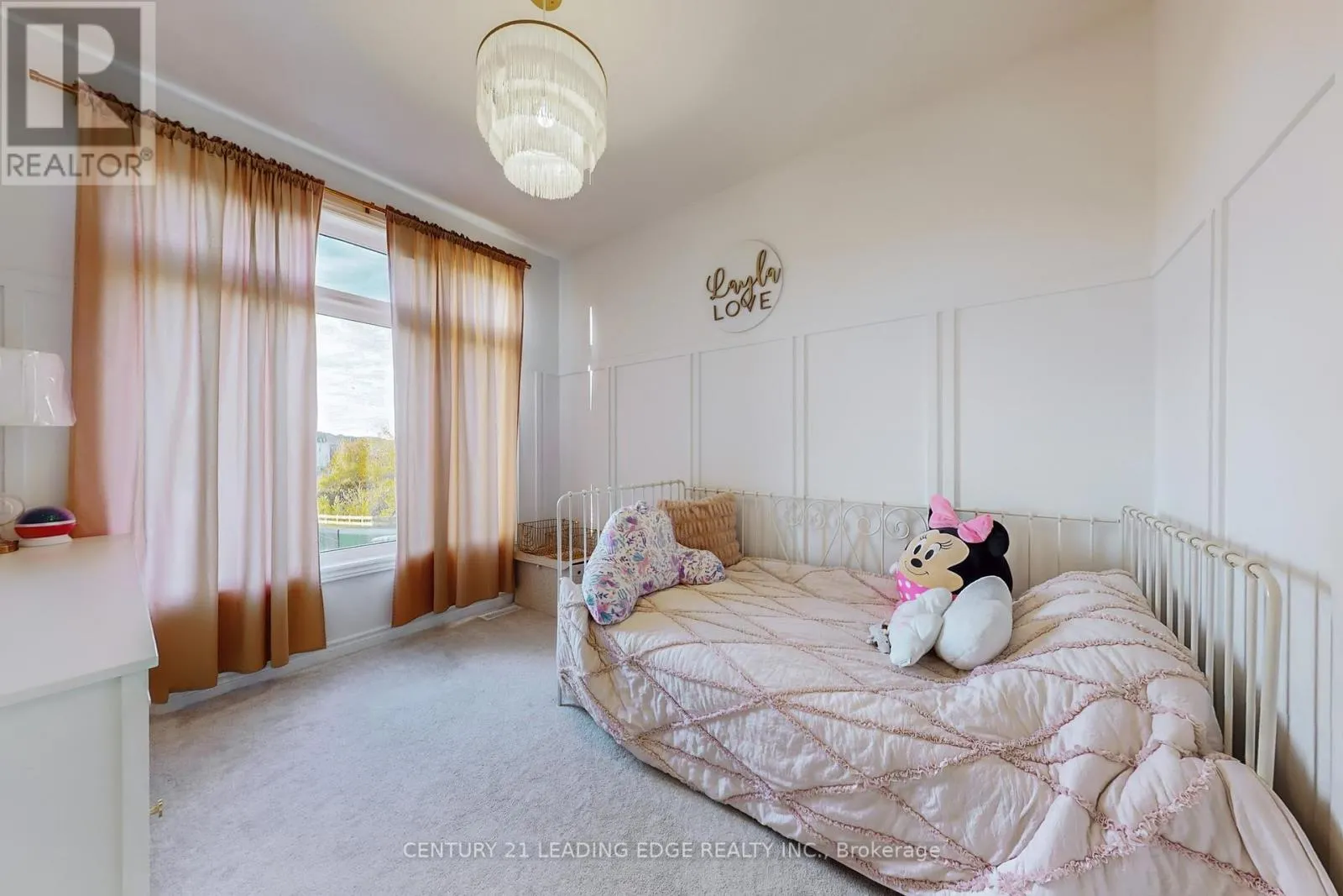 66 FRUITFUL CRESCENT