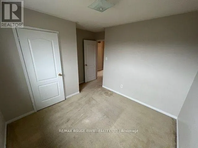 32 PUTTINGEDGE DRIVE