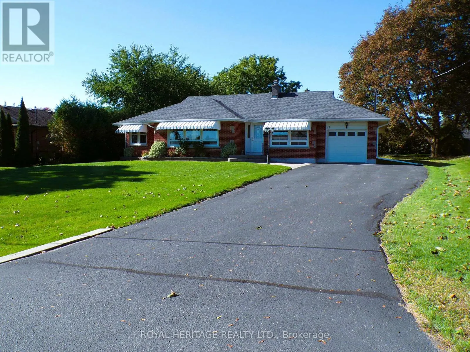 12 DARLINGTON BOULEVARD