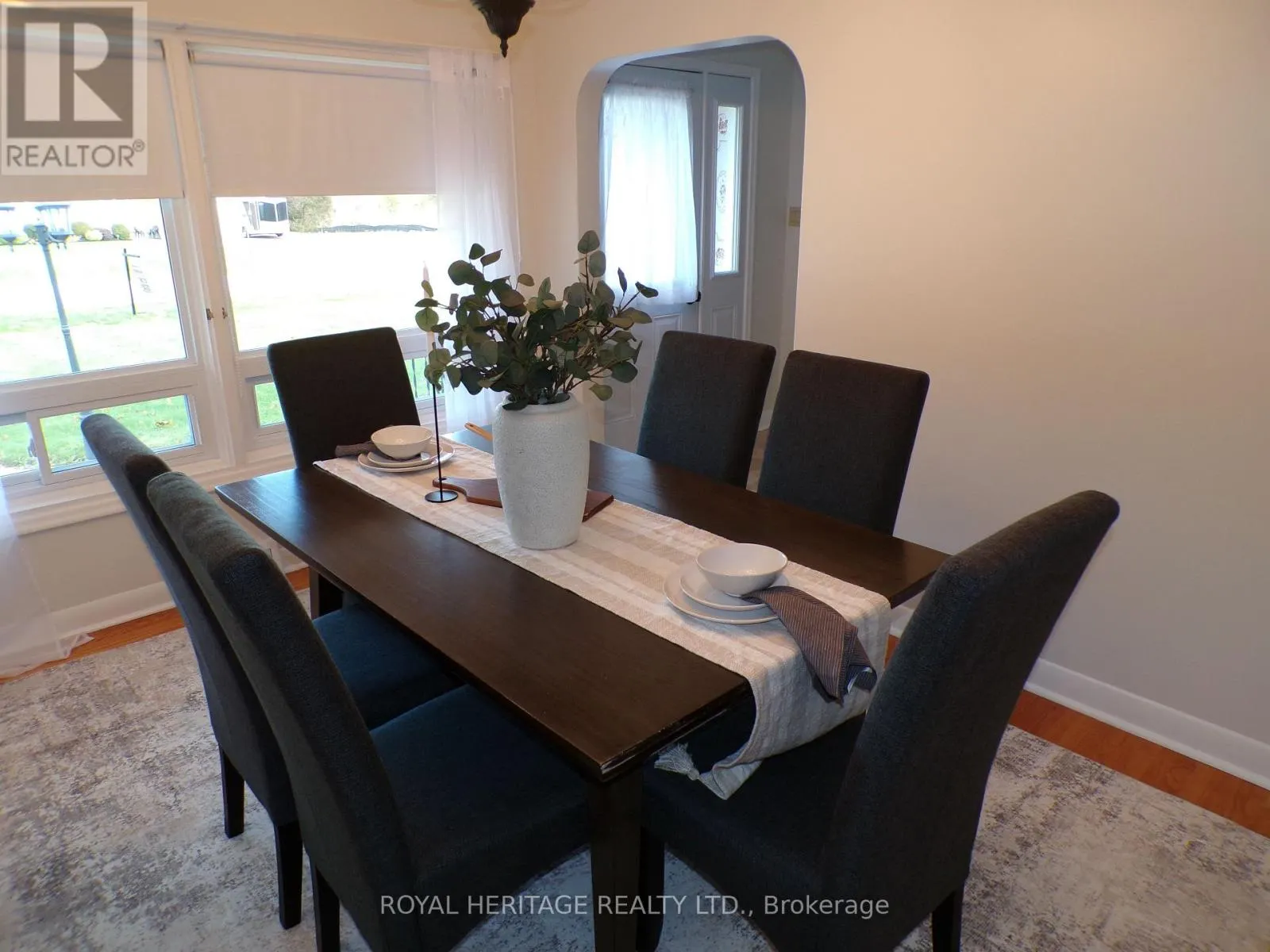 12 DARLINGTON BOULEVARD