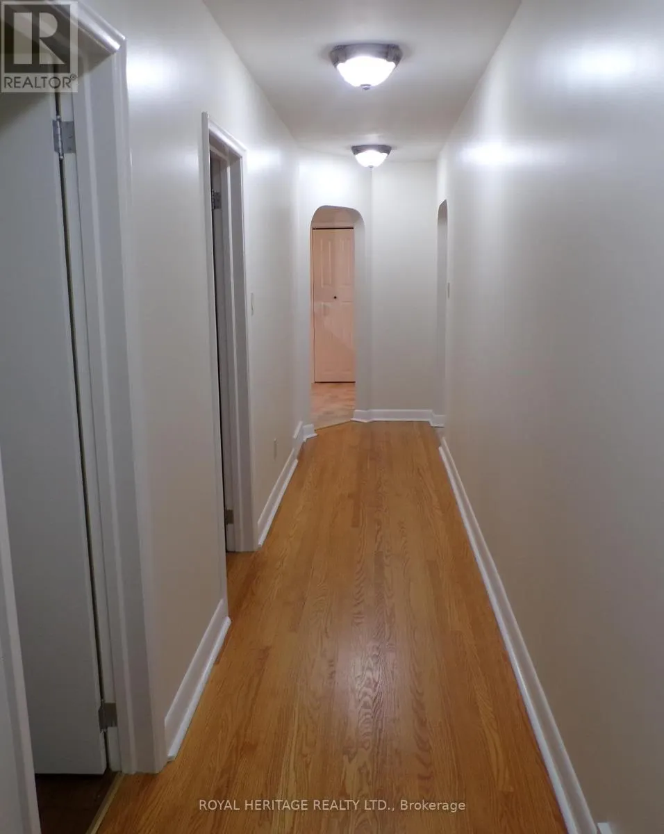 12 DARLINGTON BOULEVARD