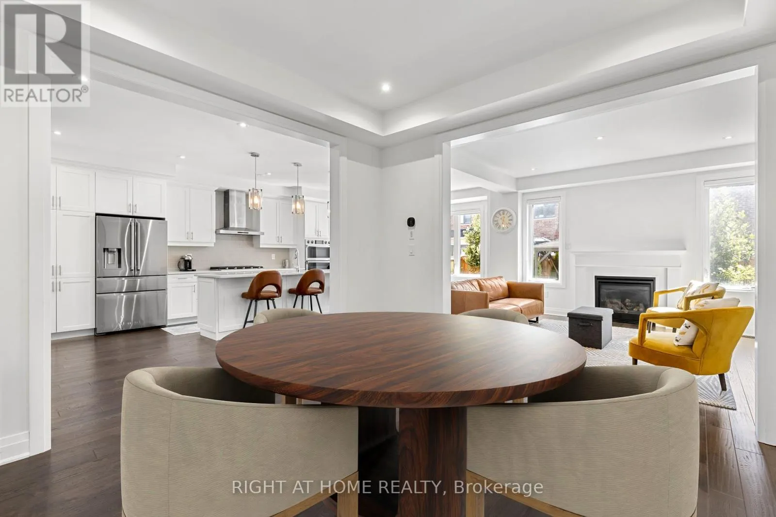 17 KILMARNOCK CRESCENT