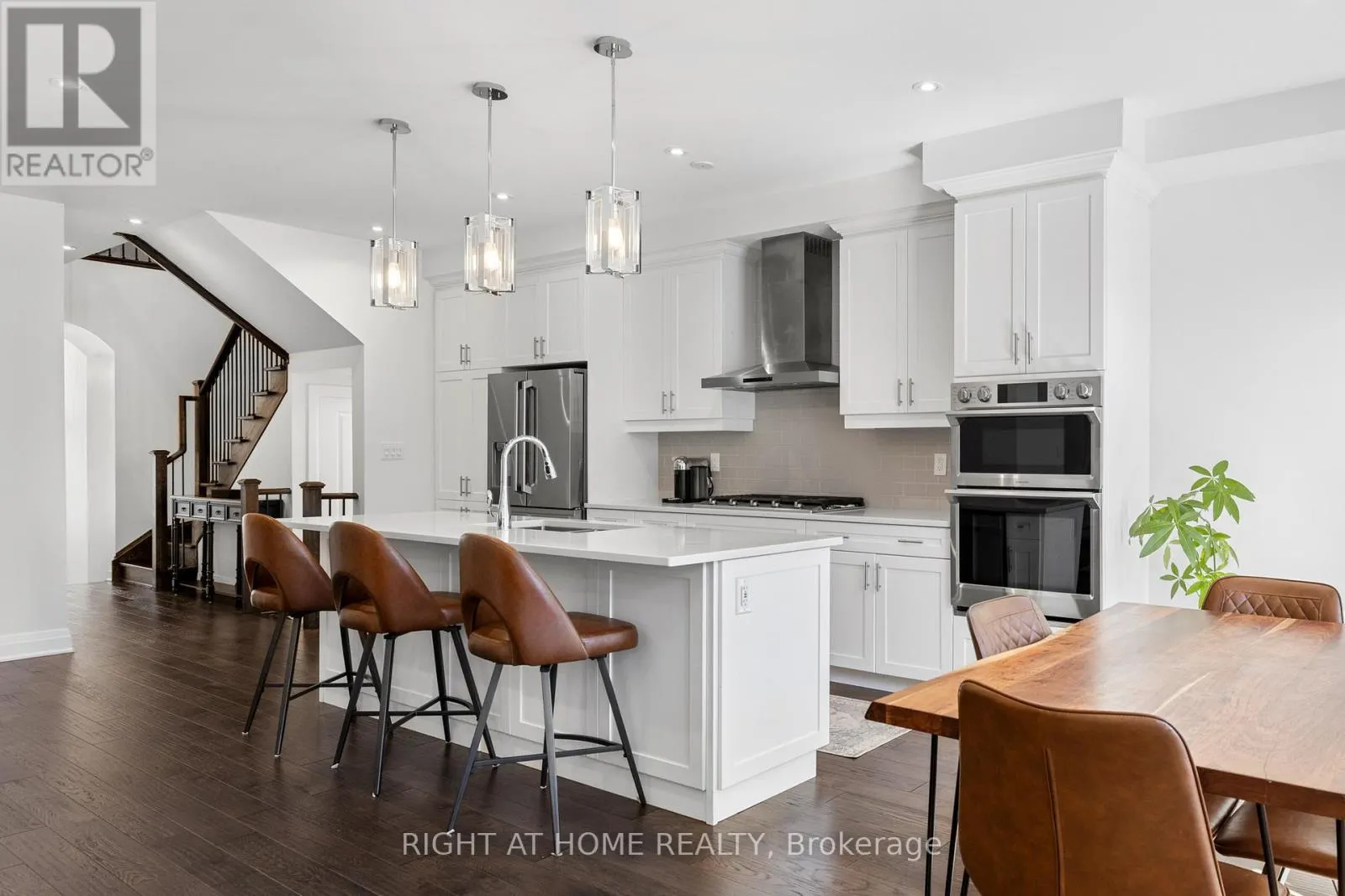 17 KILMARNOCK CRESCENT