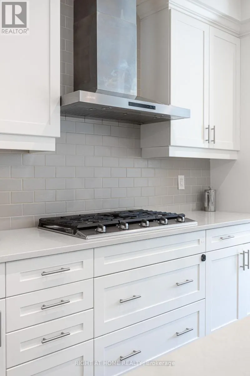 17 KILMARNOCK CRESCENT