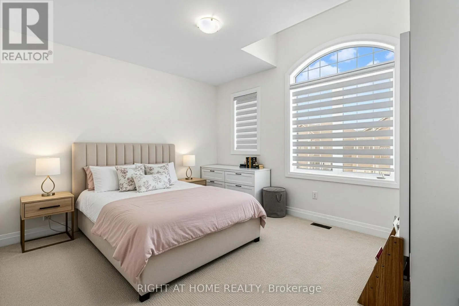 17 KILMARNOCK CRESCENT