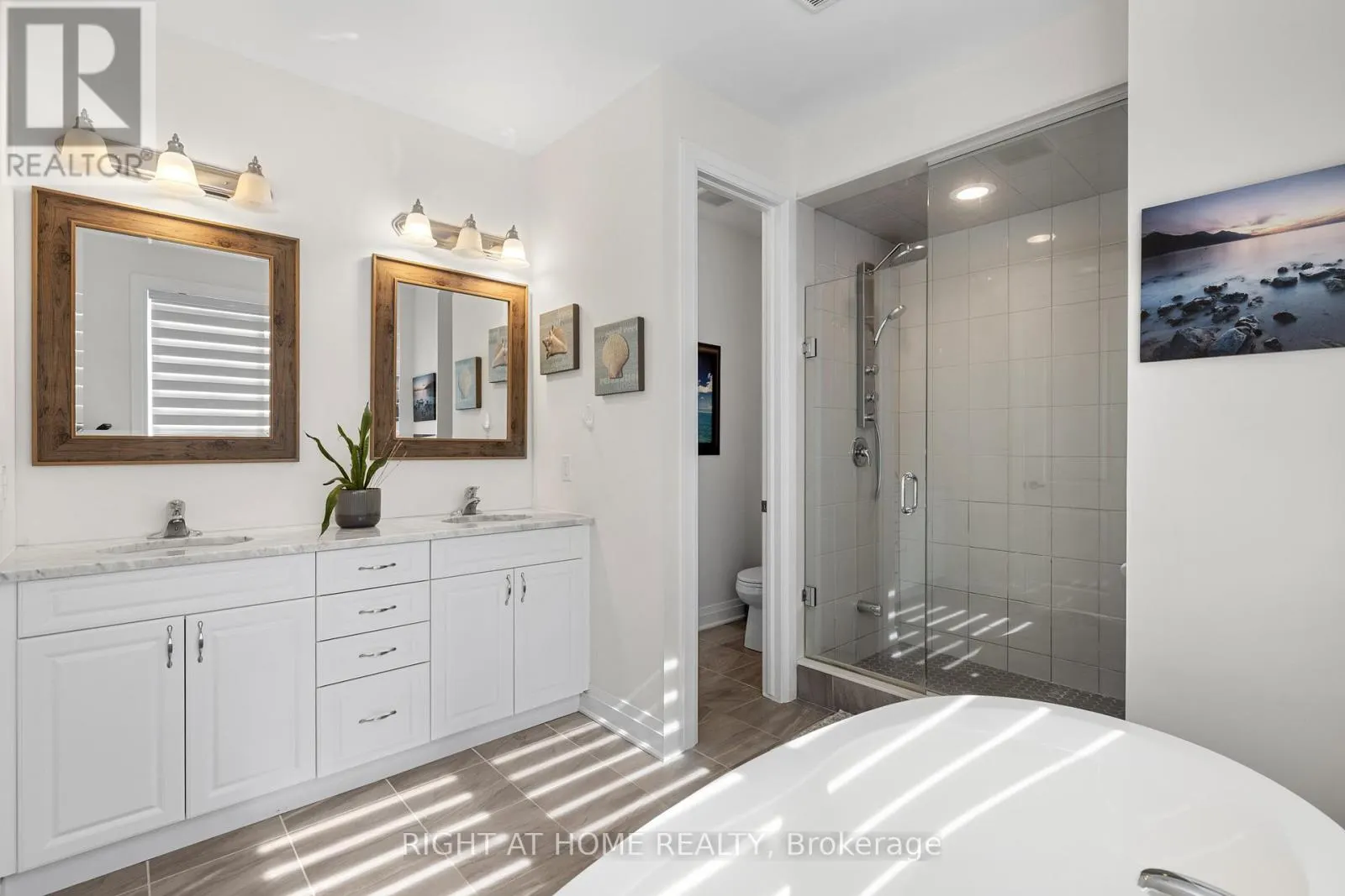 17 KILMARNOCK CRESCENT