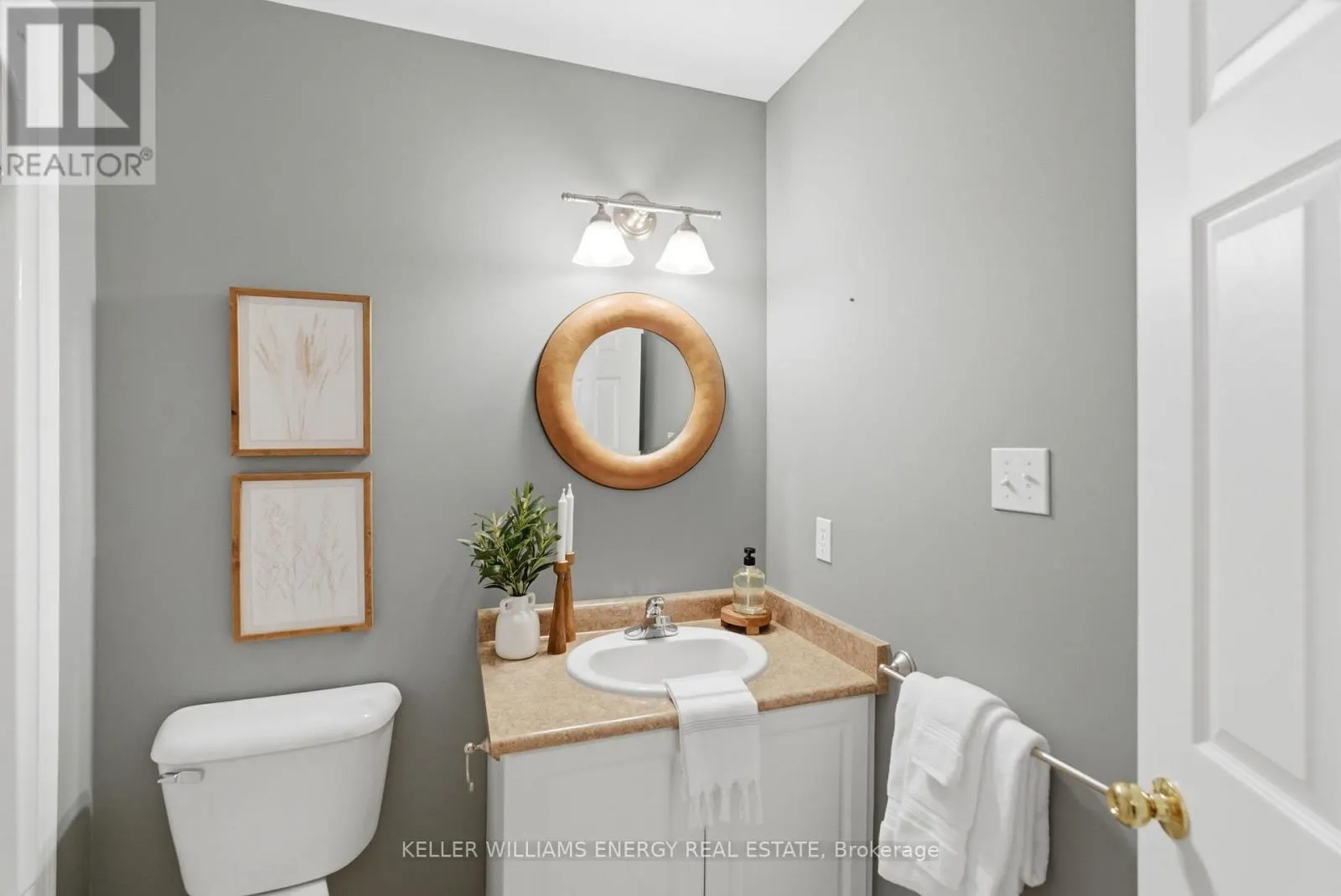 34 - 460 WOODMOUNT DRIVE, #34