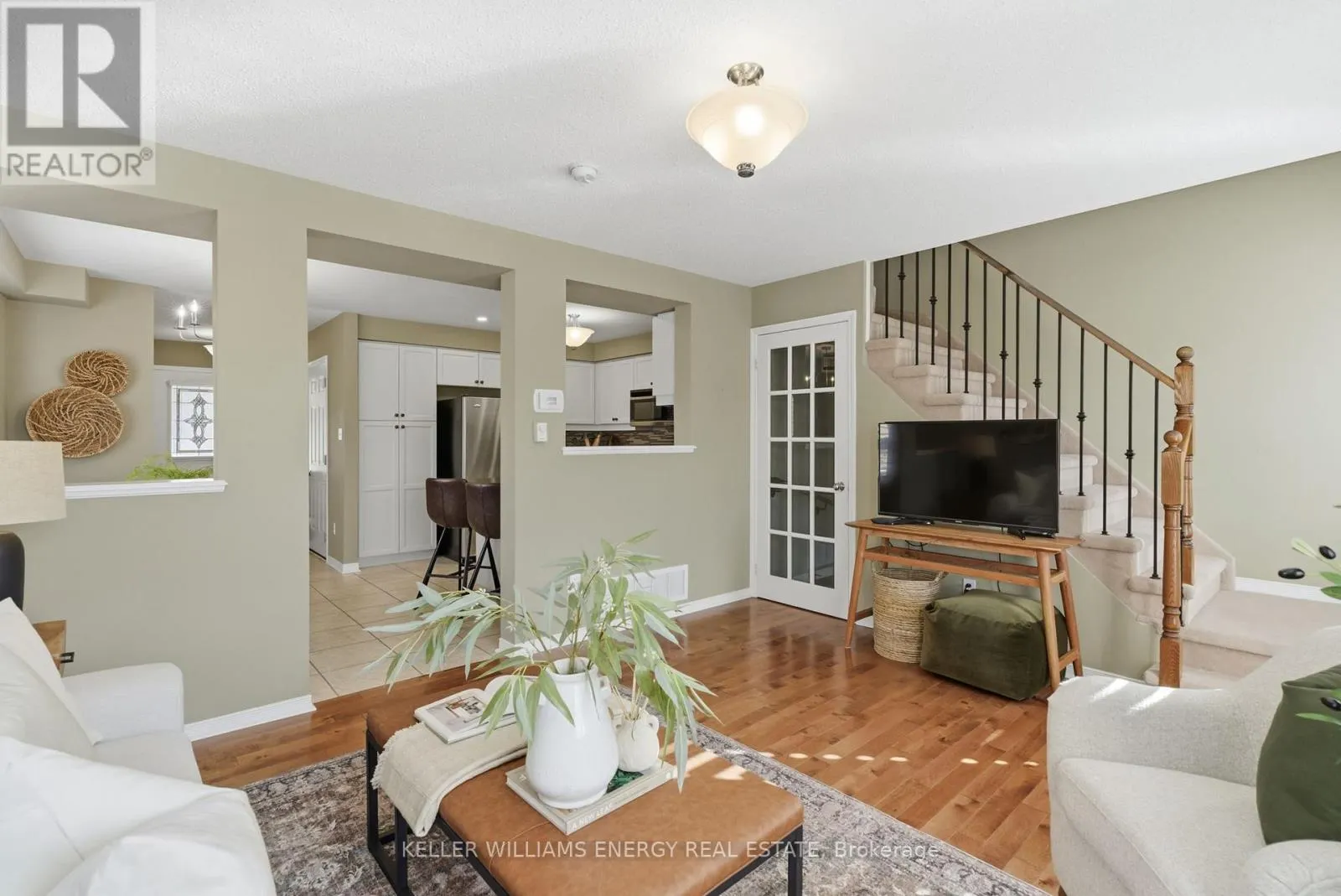 34 - 460 WOODMOUNT DRIVE, #34