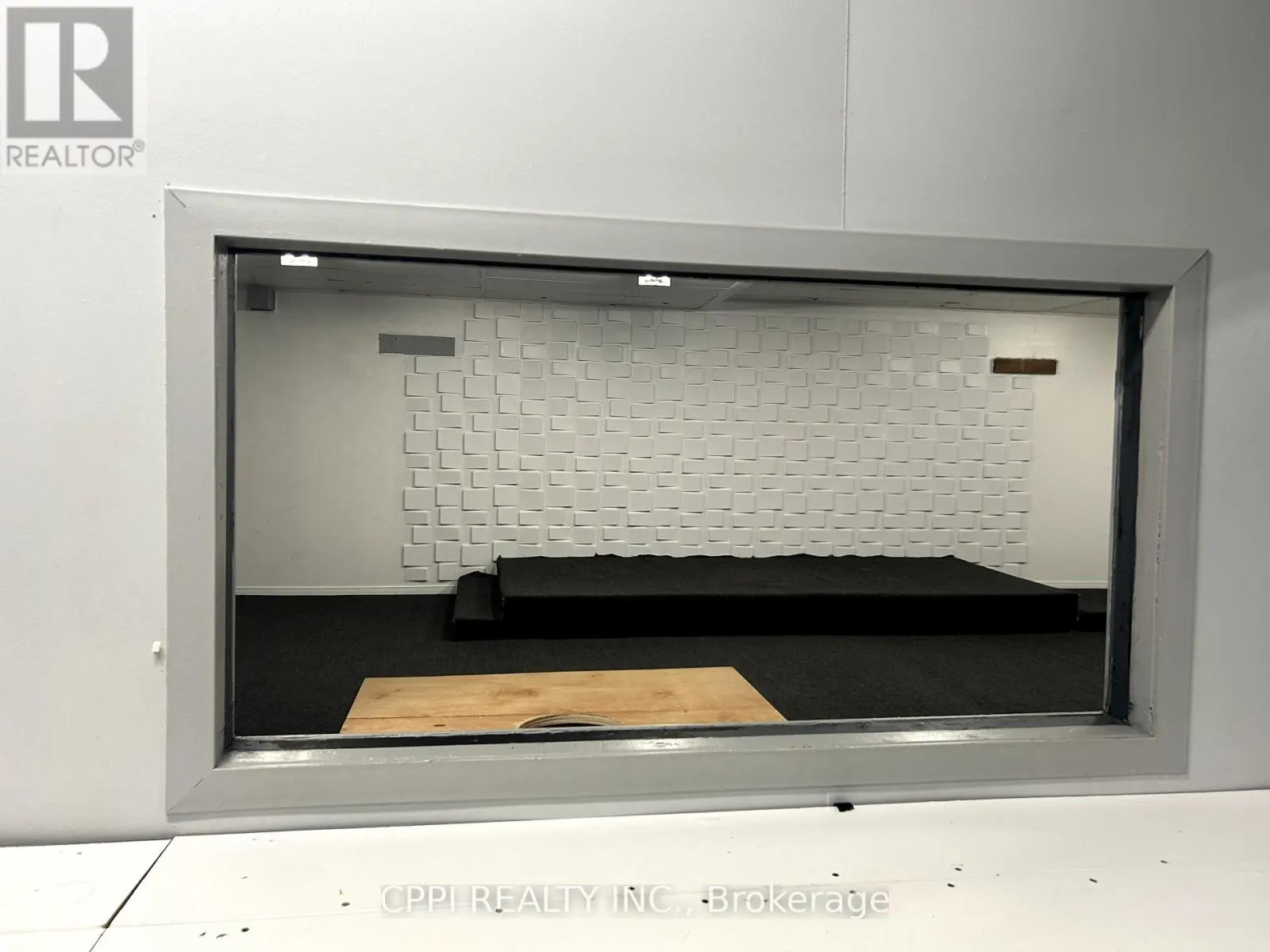 SOUTH BSMNT - 650 KING STREET E