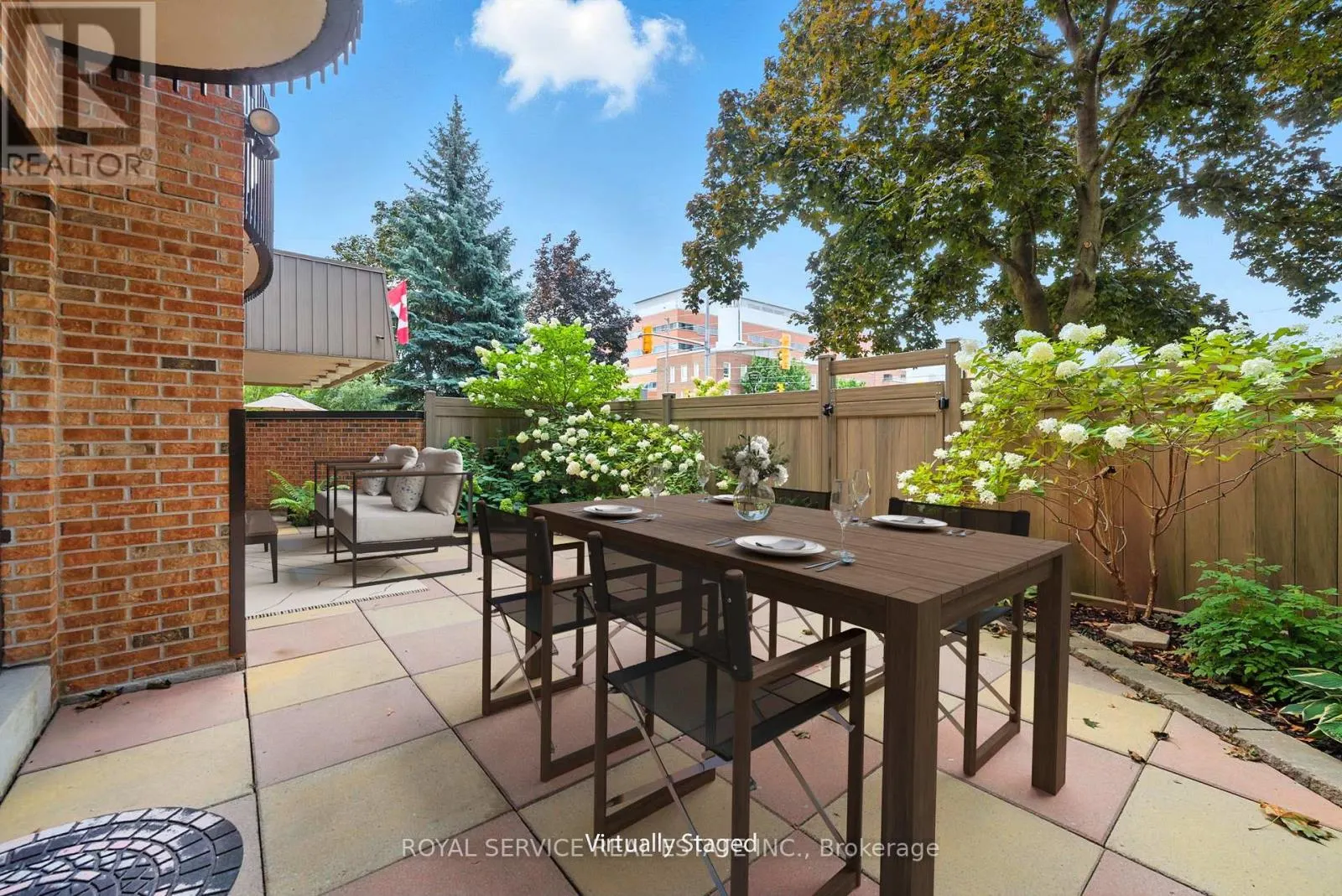 101 - 337 SIMCOE STREET N, #101