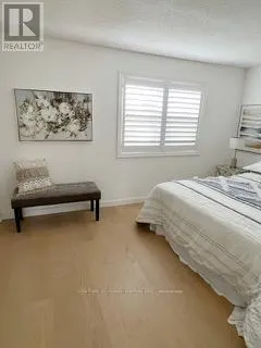 14 GREENFIELD CRESCENT