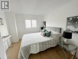 14 GREENFIELD CRESCENT