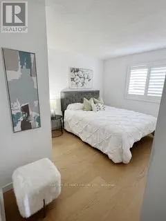 14 GREENFIELD CRESCENT