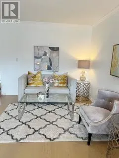 14 GREENFIELD CRESCENT