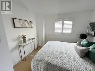 14 GREENFIELD CRESCENT