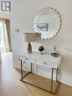 14 GREENFIELD CRESCENT