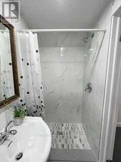 14 GREENFIELD CRESCENT