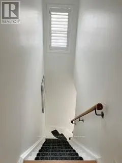 14 GREENFIELD CRESCENT