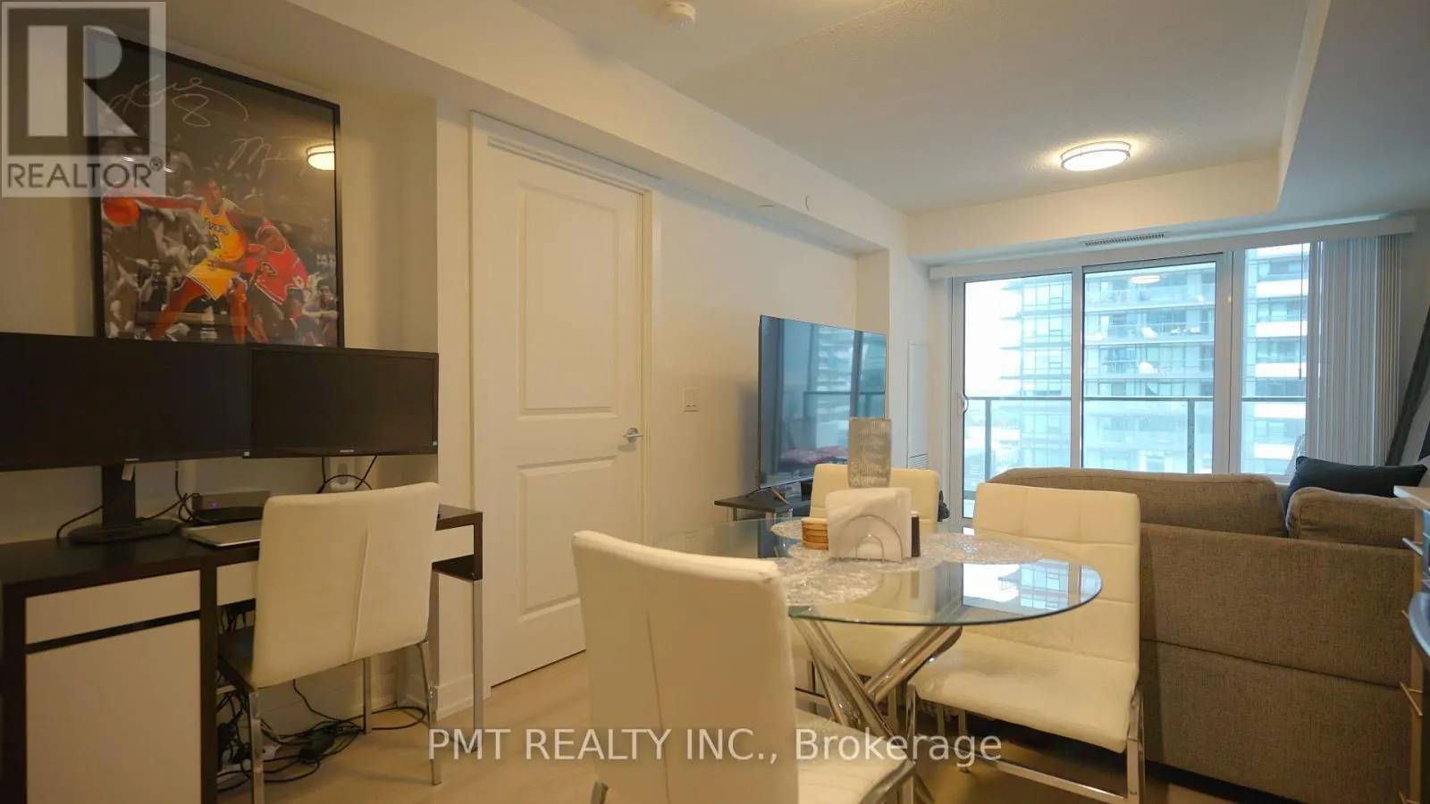 907 - 1435 CELEBRATION DRIVE