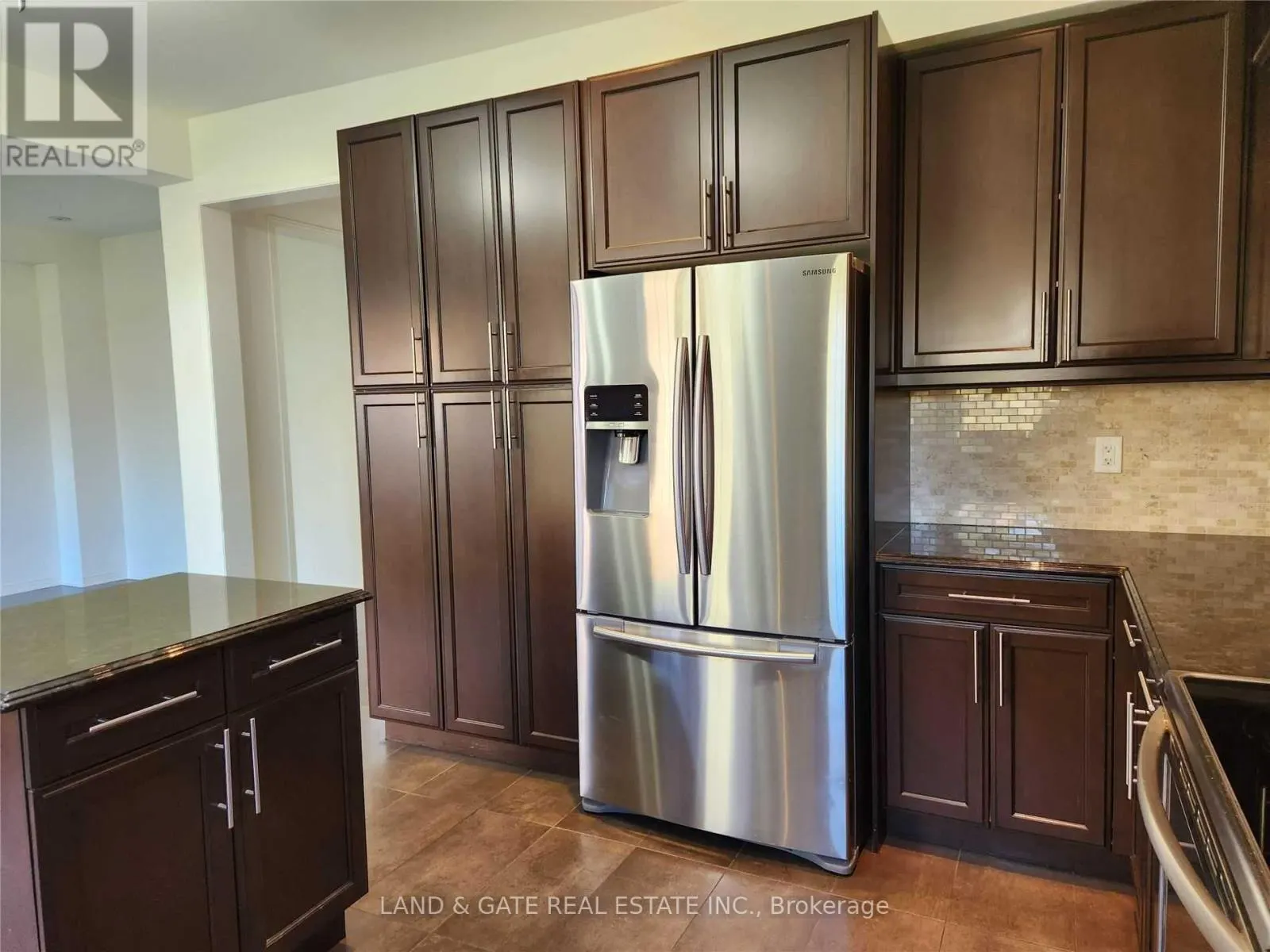 1958 COCKLIN CRESCENT