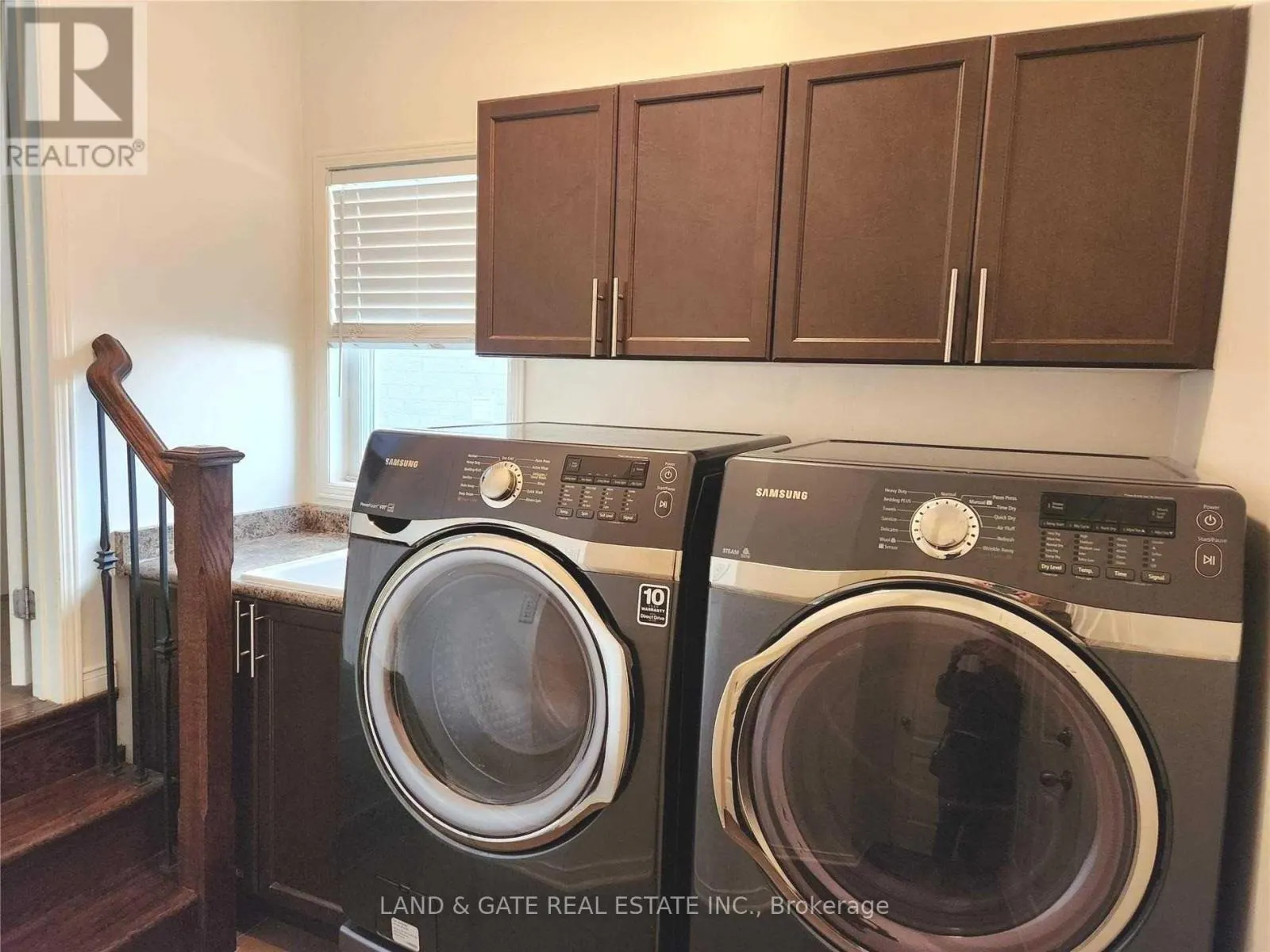 1958 COCKLIN CRESCENT