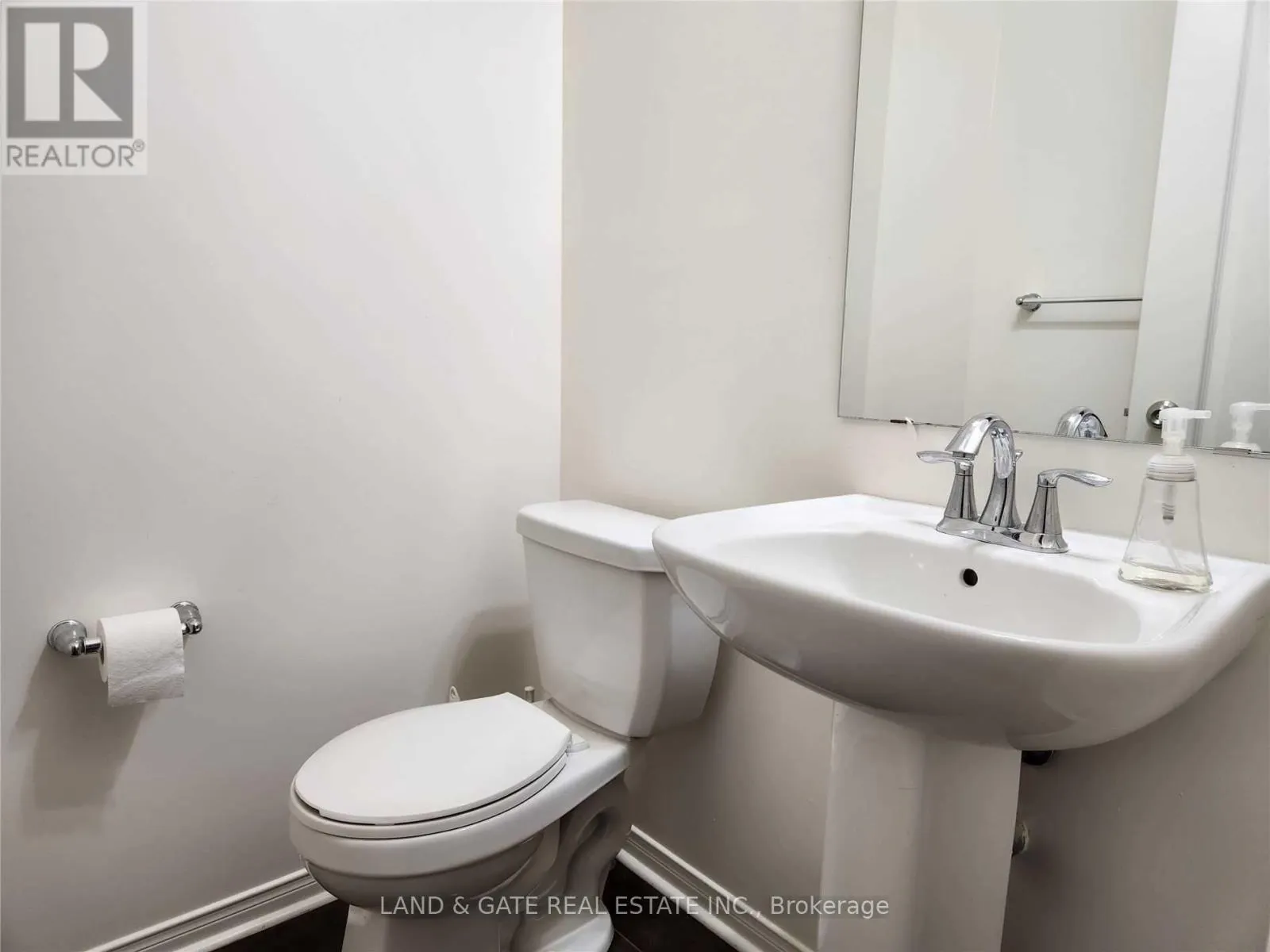 1958 COCKLIN CRESCENT