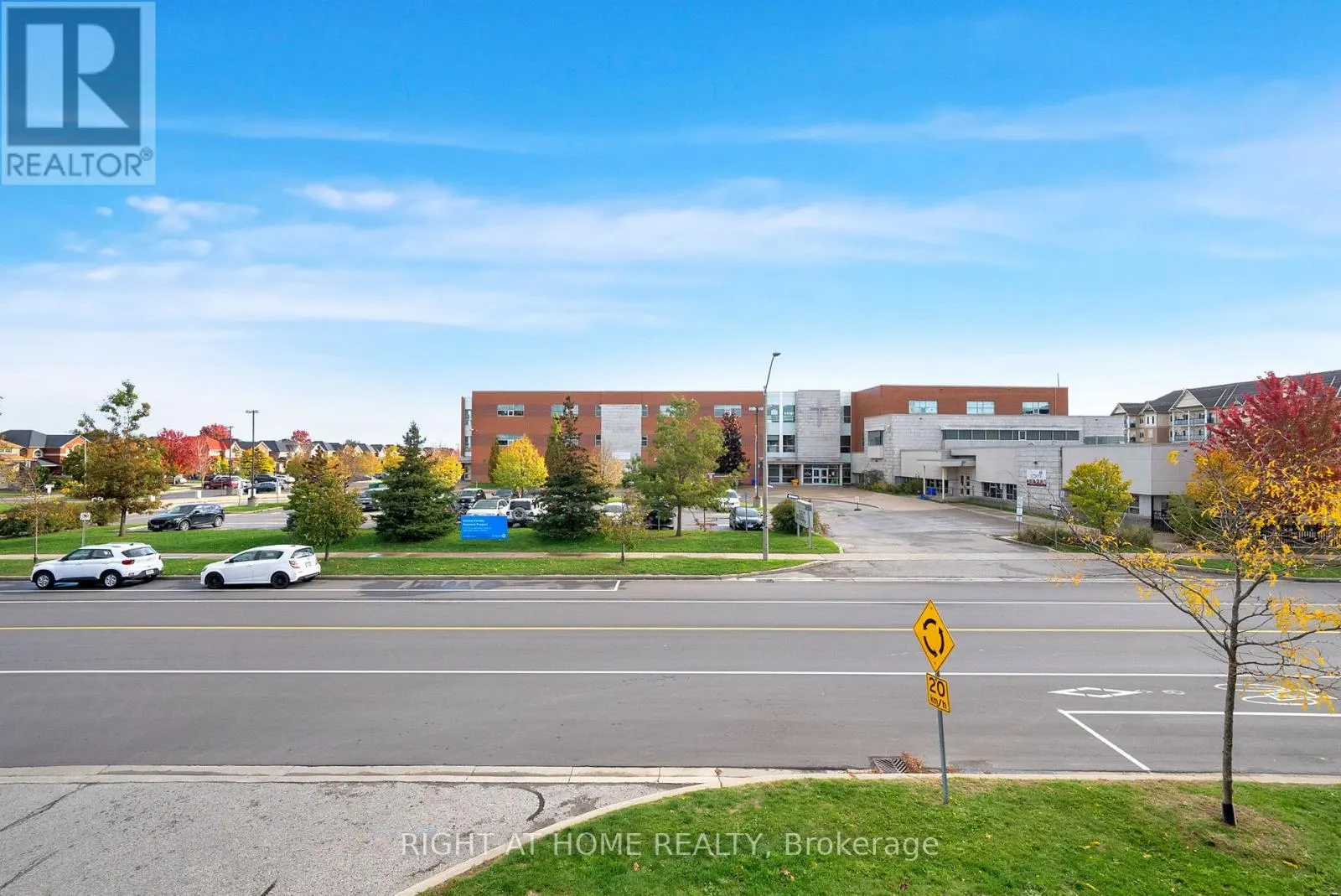 205 - 132 ASPEN SPRINGS DRIVE, #205